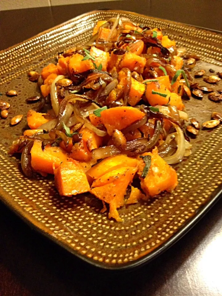 Roasted Butternut Squash with a sage infused honey butter sauce, caramelized onions and roasted squash seeds|alicia metzさん