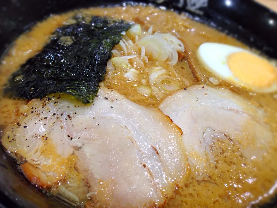 嵐げんこつラーメン醤油|井上明日香さん