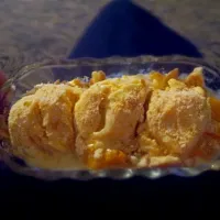 peach cobbler gelato|Raven Houckさん