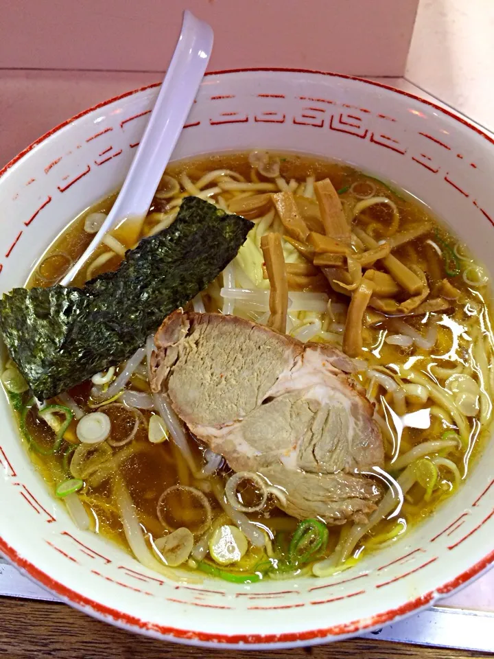 Snapdishの料理写真:ラーメン(並)|morimi32さん