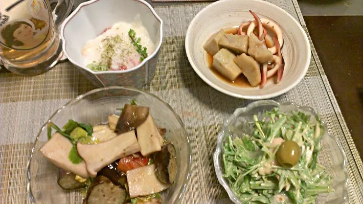 マグロの山掛け&さといもとイカの煮物&アボカドサラダ&茄子とベーコンのレモン炒め|まぐろさん