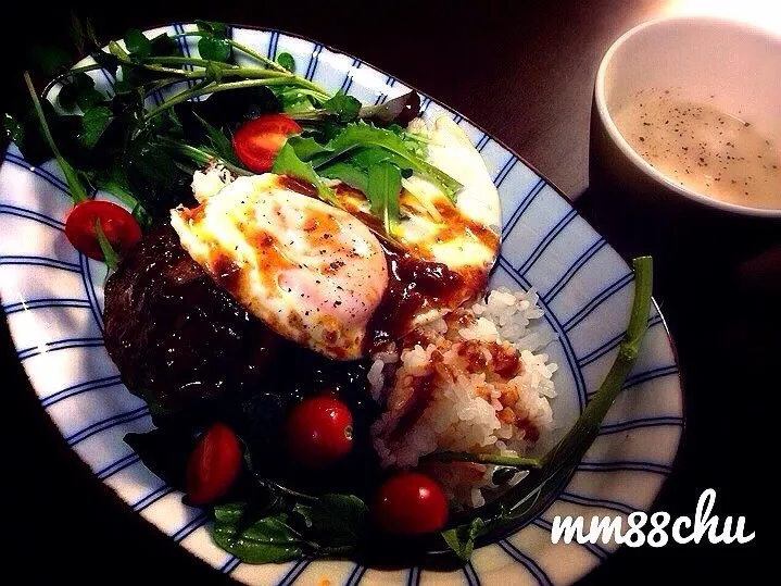 ロコモコ丼と蕪のポタージュスープ|まゆりんさん