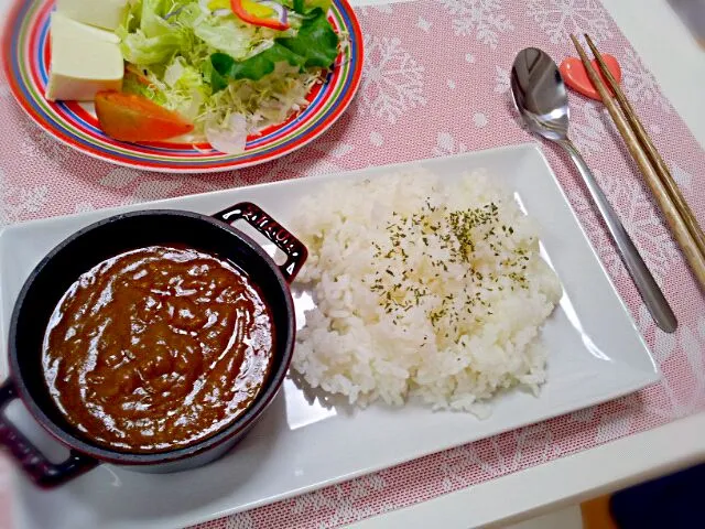 今日の夕食 キーマカレー、サラダ|pinknari🐰🌈さん