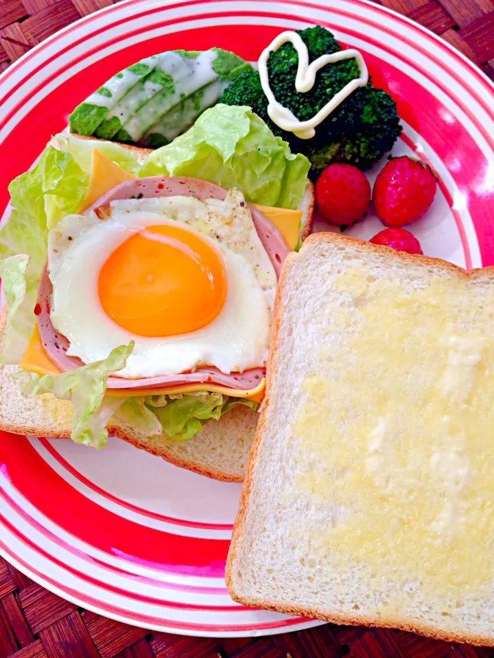 Ham egg cheese sandwich🍳ﾊﾑｴｯｸﾞﾁｰｽﾞｻﾝﾄﾞｳｨｯﾁ|🌈Ami🍻さん