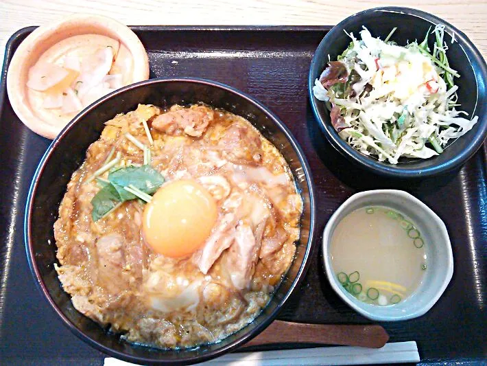 東京軍鶏 親子丼@根津 鶏はな|いくみ(*^ω^*)さん