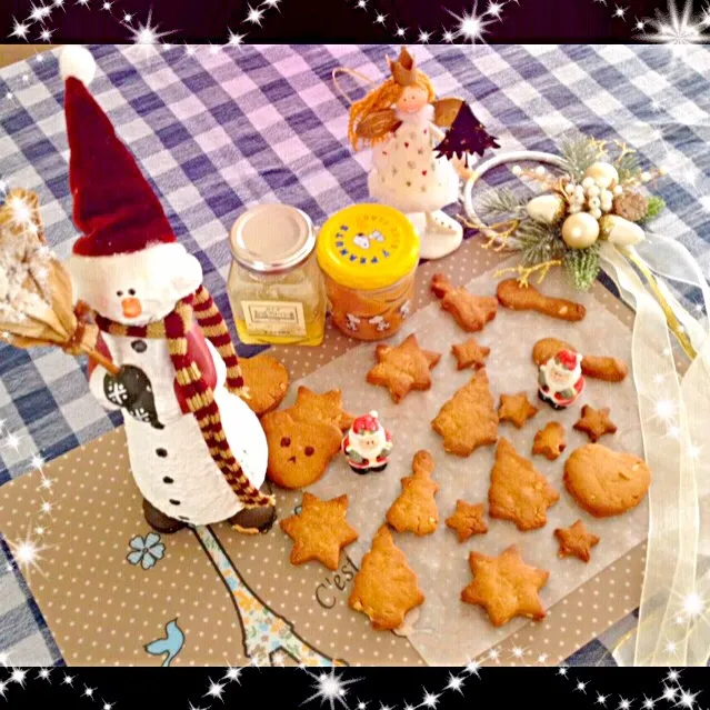 Snapdishの料理写真:Tomoko Itoさんの料理 ピーナッツ黄な粉クッキー♥️🎄🎅⛄️♥️|ハルさん