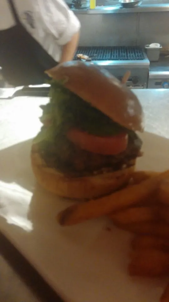 the whiskey bluezzz burger|John Schultzさん