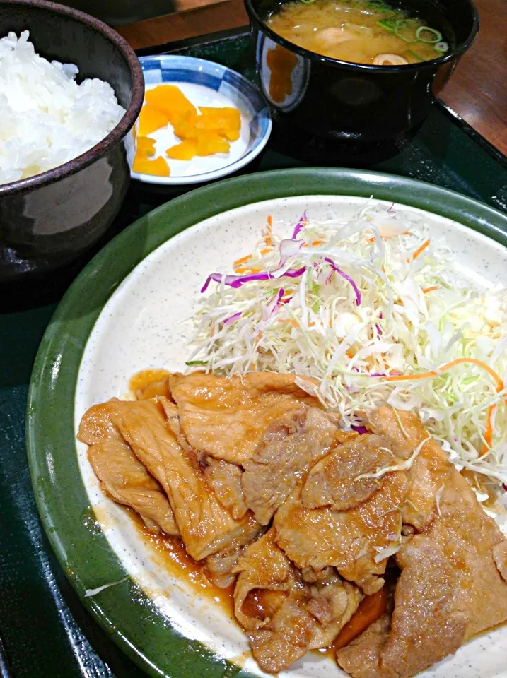 豚の生姜焼き定食|伊藤邦江さん