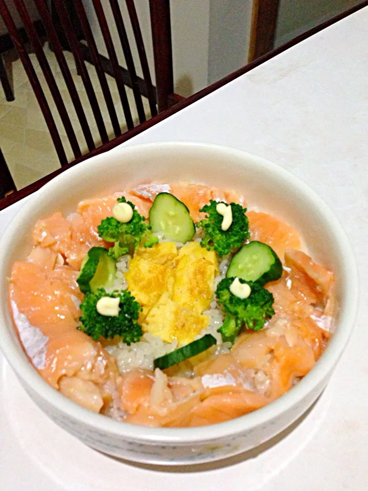 salmon donburi|reina yurikoさん