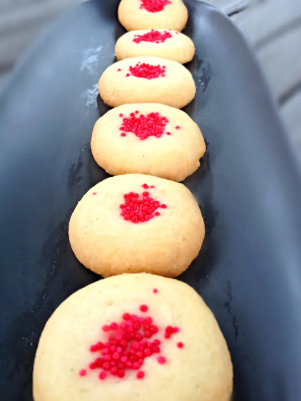 Festive vanilla bean shortbread cookies|12Dragonさん