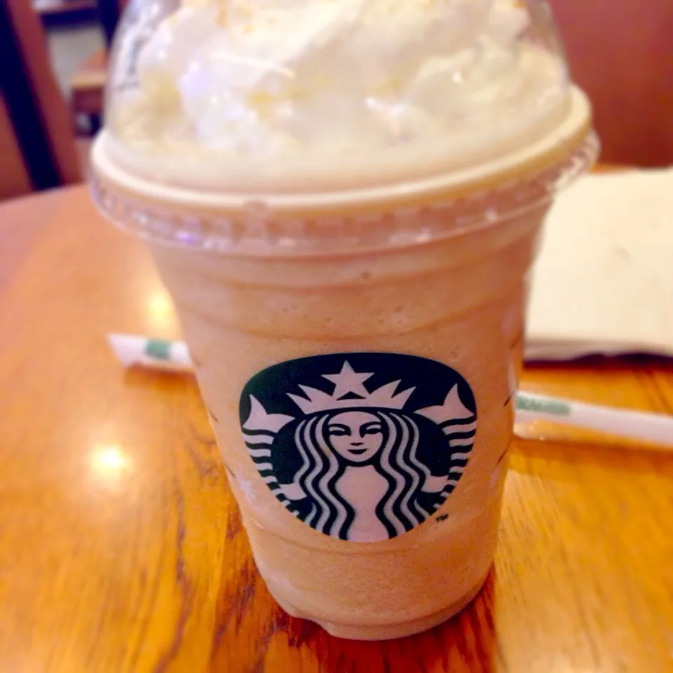 Snapdishの料理写真:Toffee nut latte. ^^|해리さん