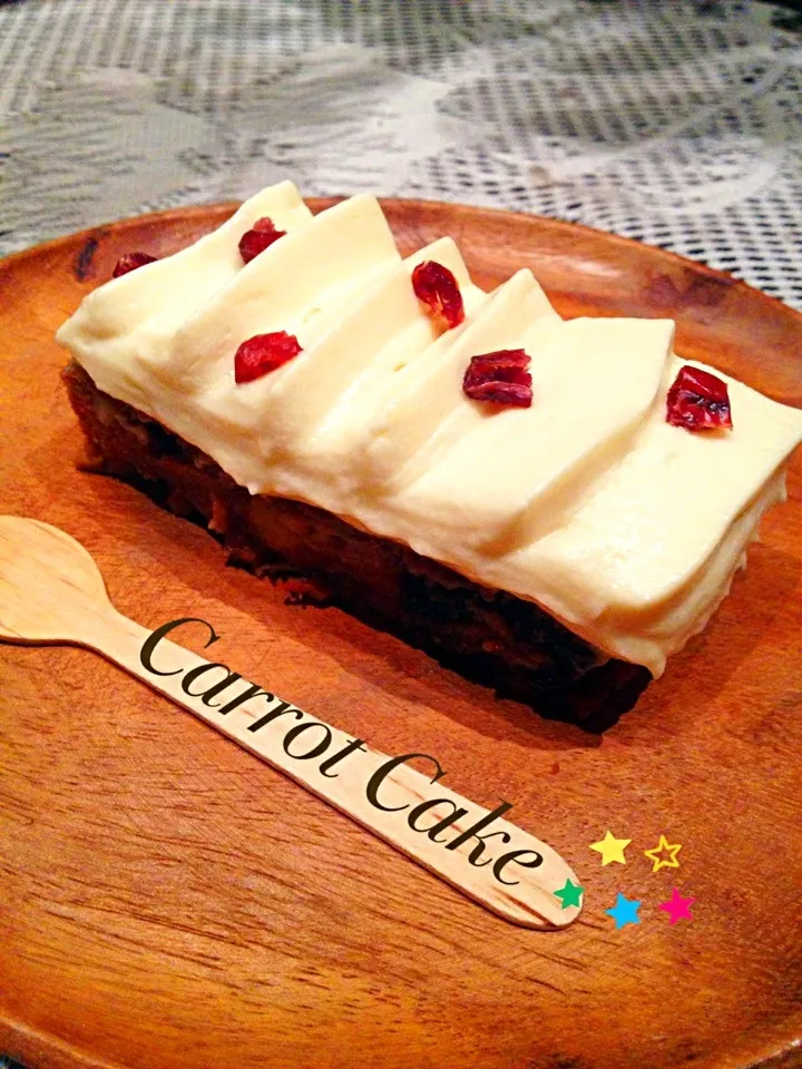 Healthy Carrot cake with cream cheese frosting|Prae~*さん