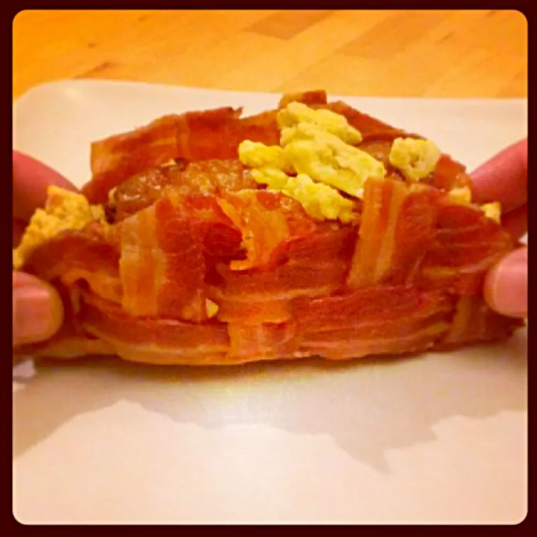 Snapdishの料理写真:Bacon lattice Sausage & Egg Taco|James Moretonさん