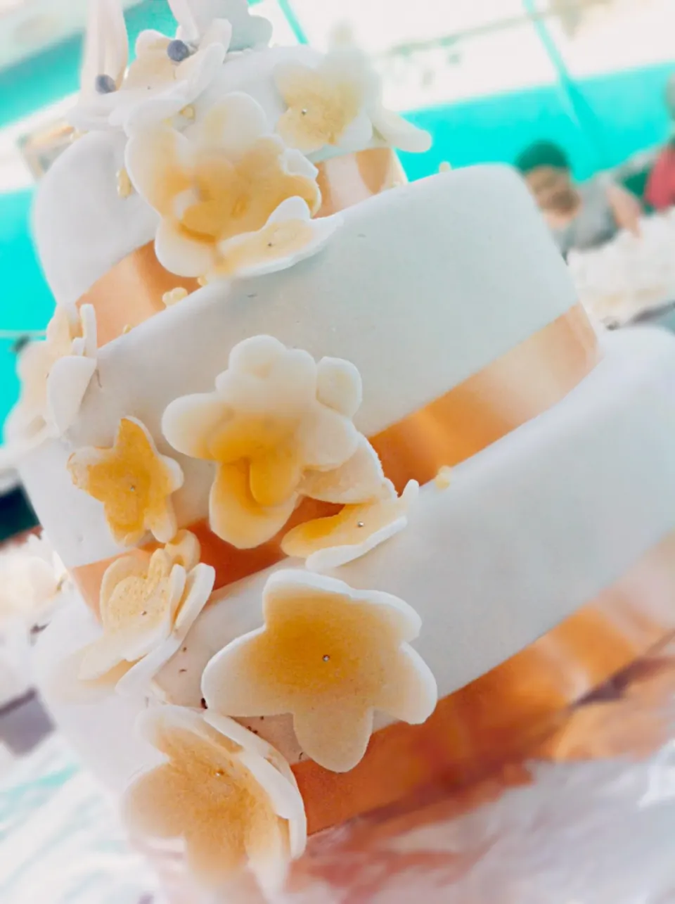 Snapdishの料理写真:Pastel de bodas|Lau Silva Carrilloさん