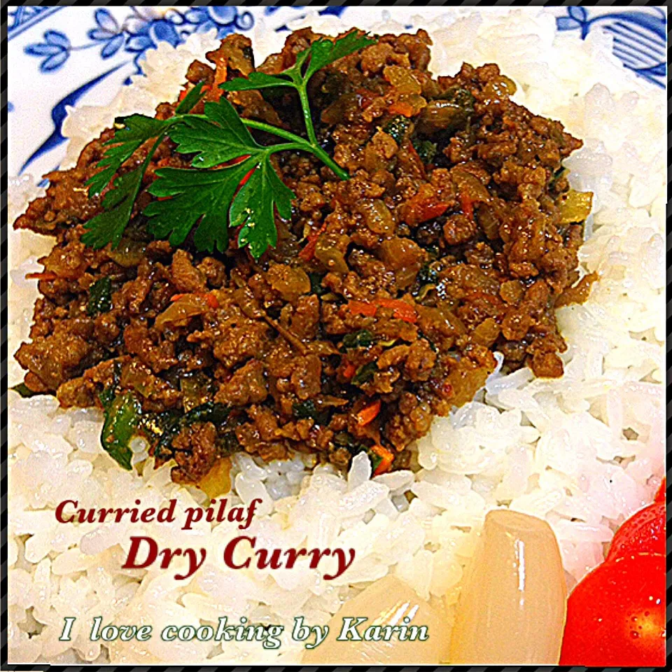 Dry Curry 🍛 ピーマンがそろそろ…だったので😊😅|かりんさん