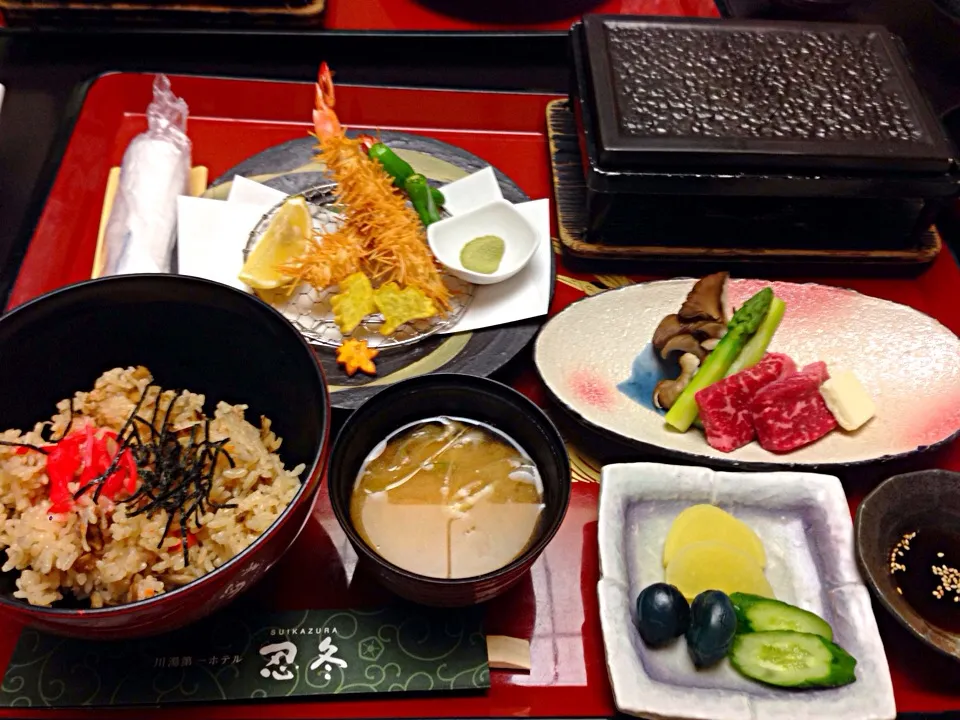 温泉宿のお部屋食 ホタテご飯と焼き物 揚げ物|みゆきさん