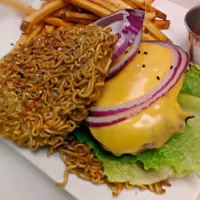 Snapdishの料理写真:Sam's All American Ramen Noodle Bun Burger|Patrick fennさん