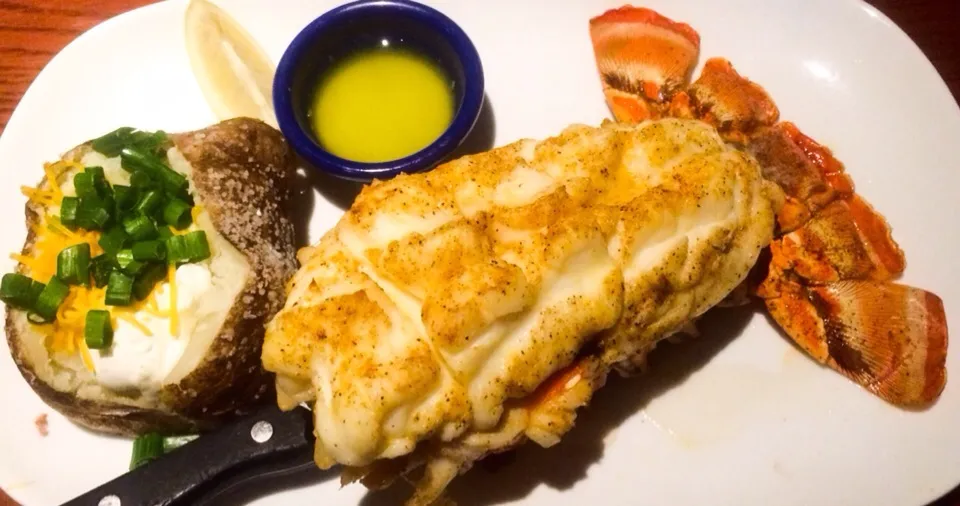 Lobster Tail and a Baked Potatoe|sooprcoolchicaさん