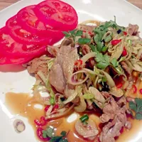 grilled pork lemongrass salad ยำตะไคร้คอหมูย่าง|Sirinnapa Saranwongさん