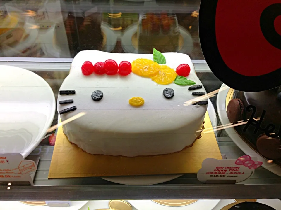 Kitty fruit cake|PhUnGさん