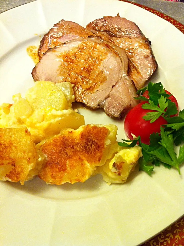 Caribbean pork tenderloin with passion fruit - pink peppercorn and Potato gratin|aястасияさん