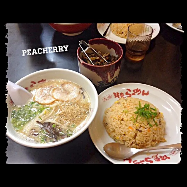 Snapdishの料理写真:筑豊ラーメン山小屋|☆ぴ〜ちゃん☆さん