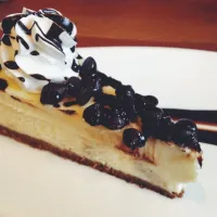 Snapdishの料理写真:Cookie Dough Cheesecake|Crystal Ramosさん