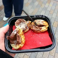 Snapdishの料理写真:pancake balls and nutella|harriet phillipsさん