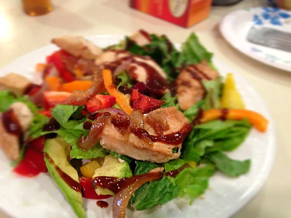 Snapdishの料理写真:Southwestern Salad|caroline weaverさん