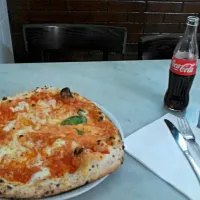 Snapdishの料理写真:Napoli pizza|Minhae  Jeonさん