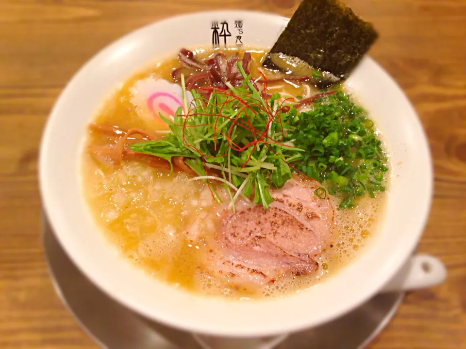 鶏骨塩らぁ〜麺|麺's食堂粋蓮さん