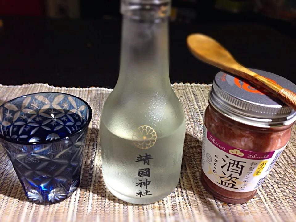 Snapdishの料理写真:かつを酒盗と…🍶|あつしさん