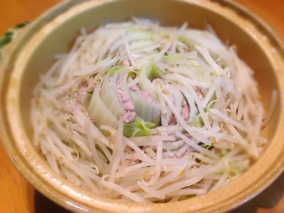 ぶた肉白菜鍋|なるなるさん