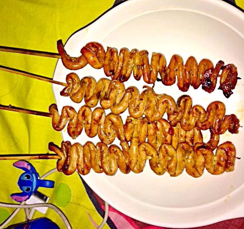 Pinoy street food... Isaw :) miss it|☆*:.｡. o🎀cynthia🎀o .｡.:*☆さん