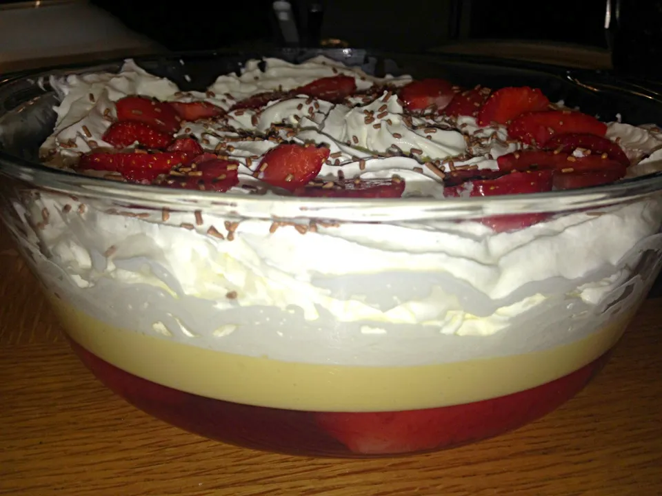 Trifle 😋😍|h4n4さん