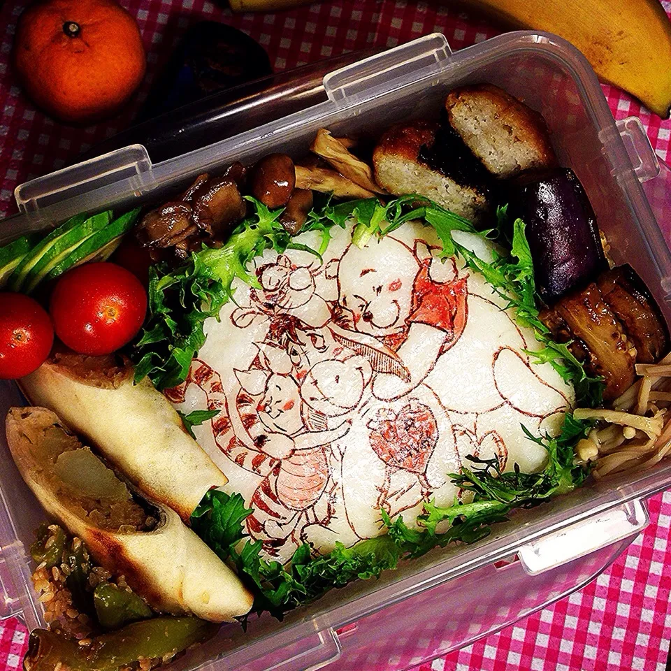 Snapdishの料理写真:U R Luv'd ♥️ Pooh Family Lunch box!|Yuka Nakataさん