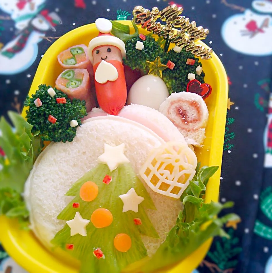 クリスマス☆サンドイッチキャラ弁|pinakoさん