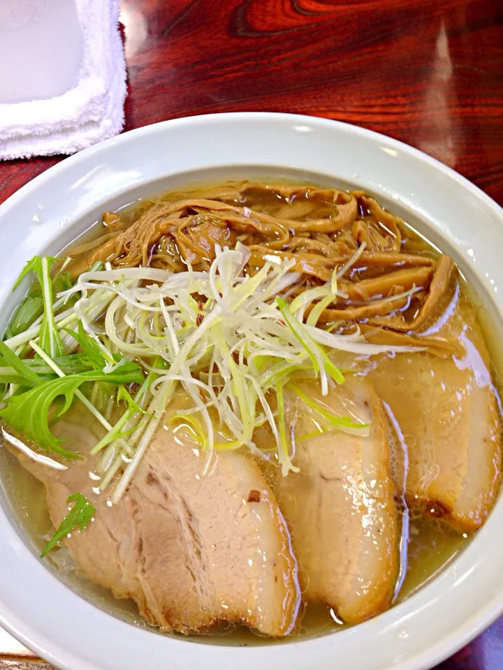 河内の塩チャーシュー麺|伍龍やすさん