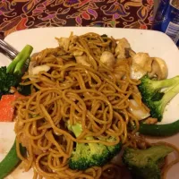 House Special Chow Mein 81|john rudolphさん