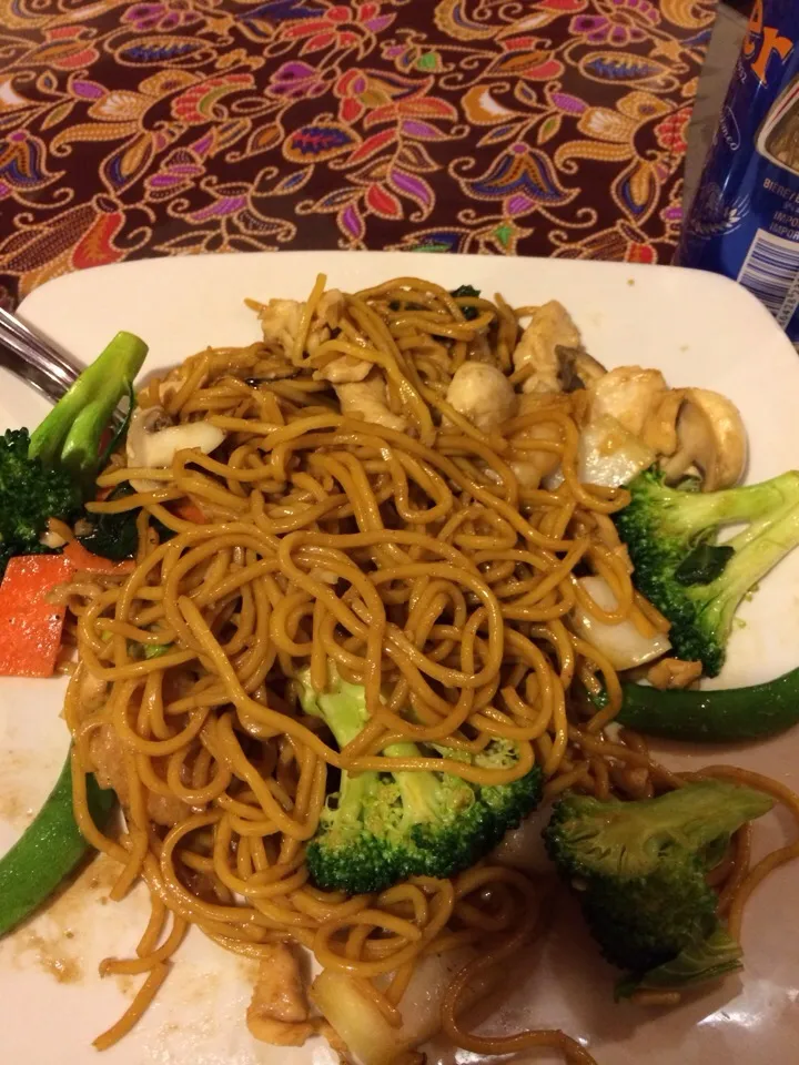 Snapdishの料理写真:House Special Chow Mein 81|john rudolphさん