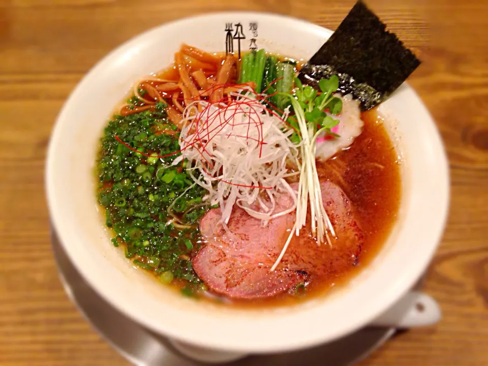 鯖醤油らぁ〜麺|麺's食堂粋蓮さん