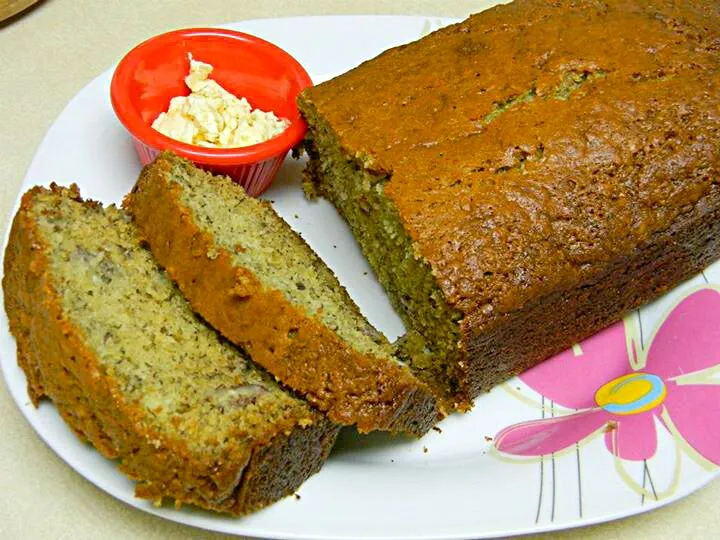 my own banana bread... ^^|Ayel Santellaさん