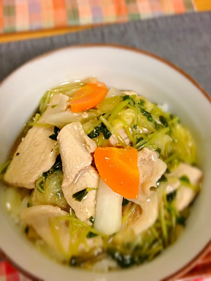 白菜と豚肉の中華丼|トモさん