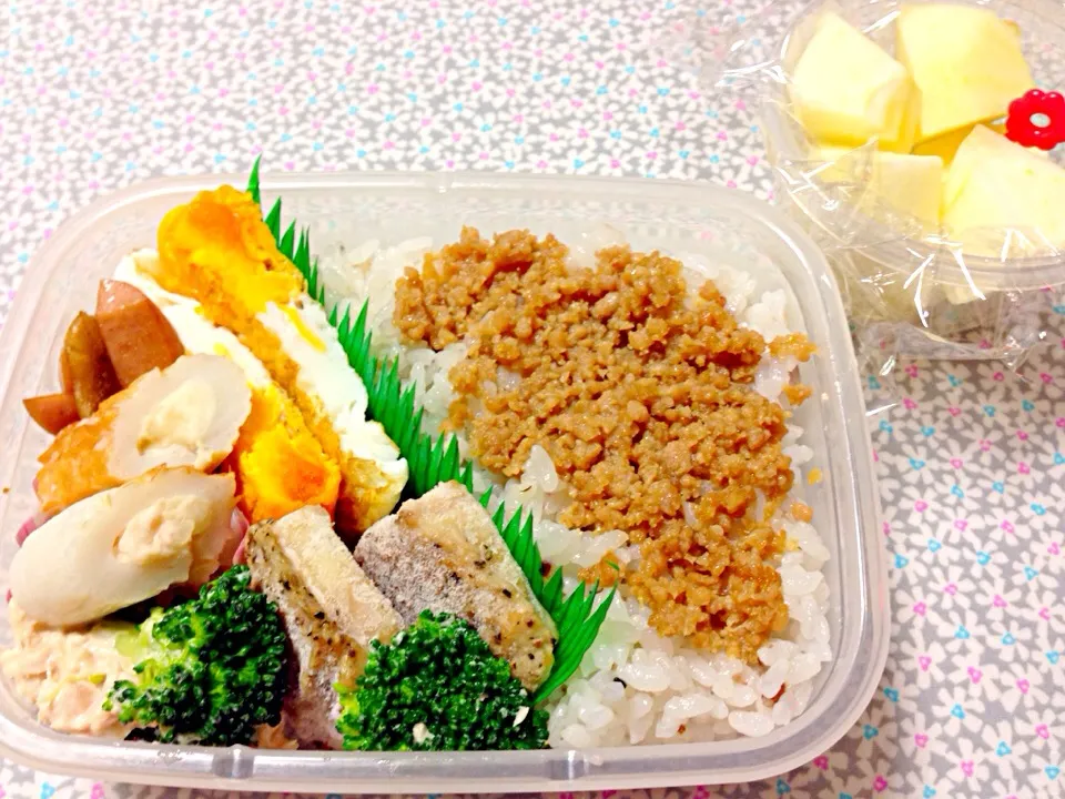 そぼろ弁当|マキさん