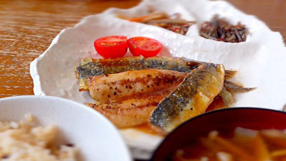 焼き魚定食【鰯】|プチテンよすさん