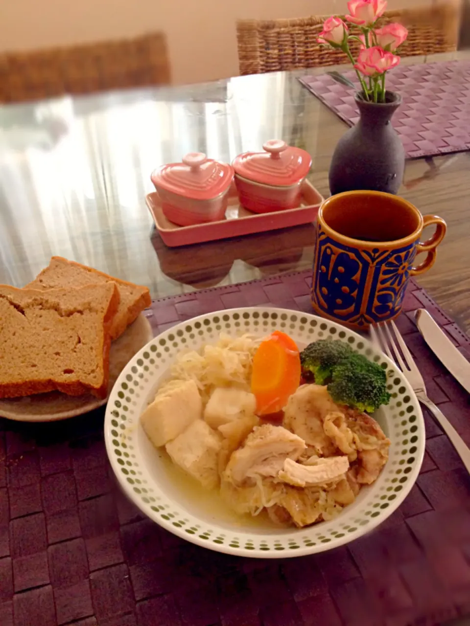 サワークラウトとチキン、凍り豆腐の煮込み|彩さん