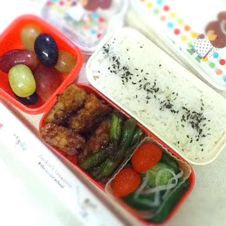 Today's JK lunch box. 黒豚ハンバーグ♪|hoppycowさん