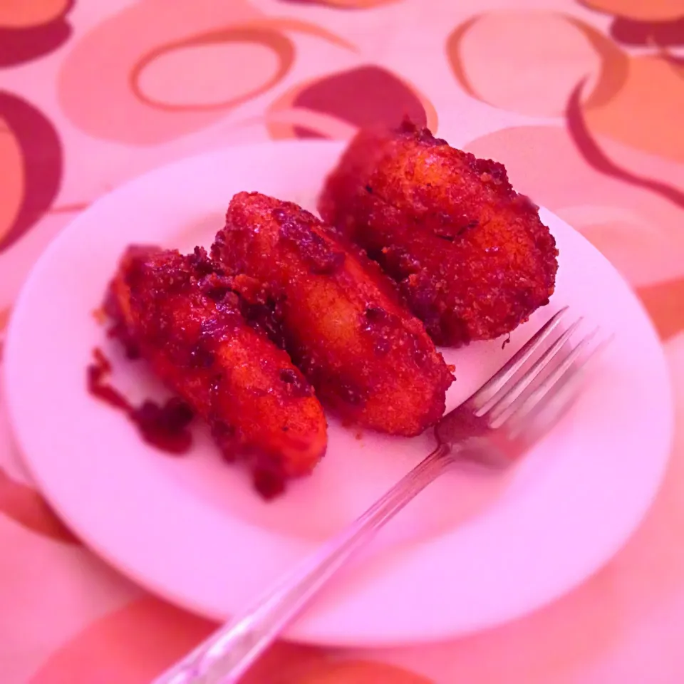 Sugar coated fried banana in bed.|shearleen belleさん