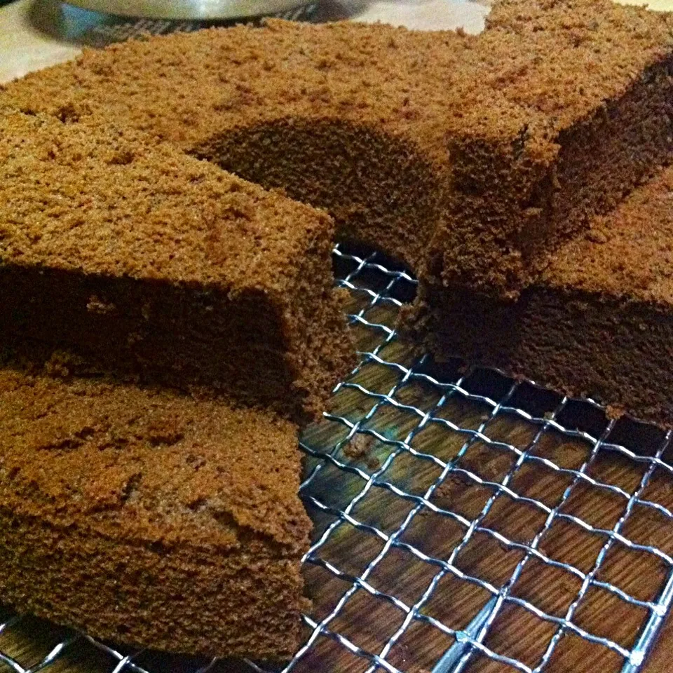 Snapdishの料理写真:Chocolate chiffon cake|Trish Wongさん