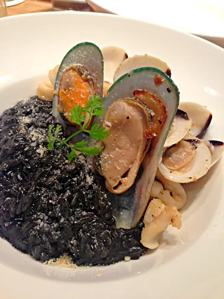 Squid Ink Risotto|hweeyhさん